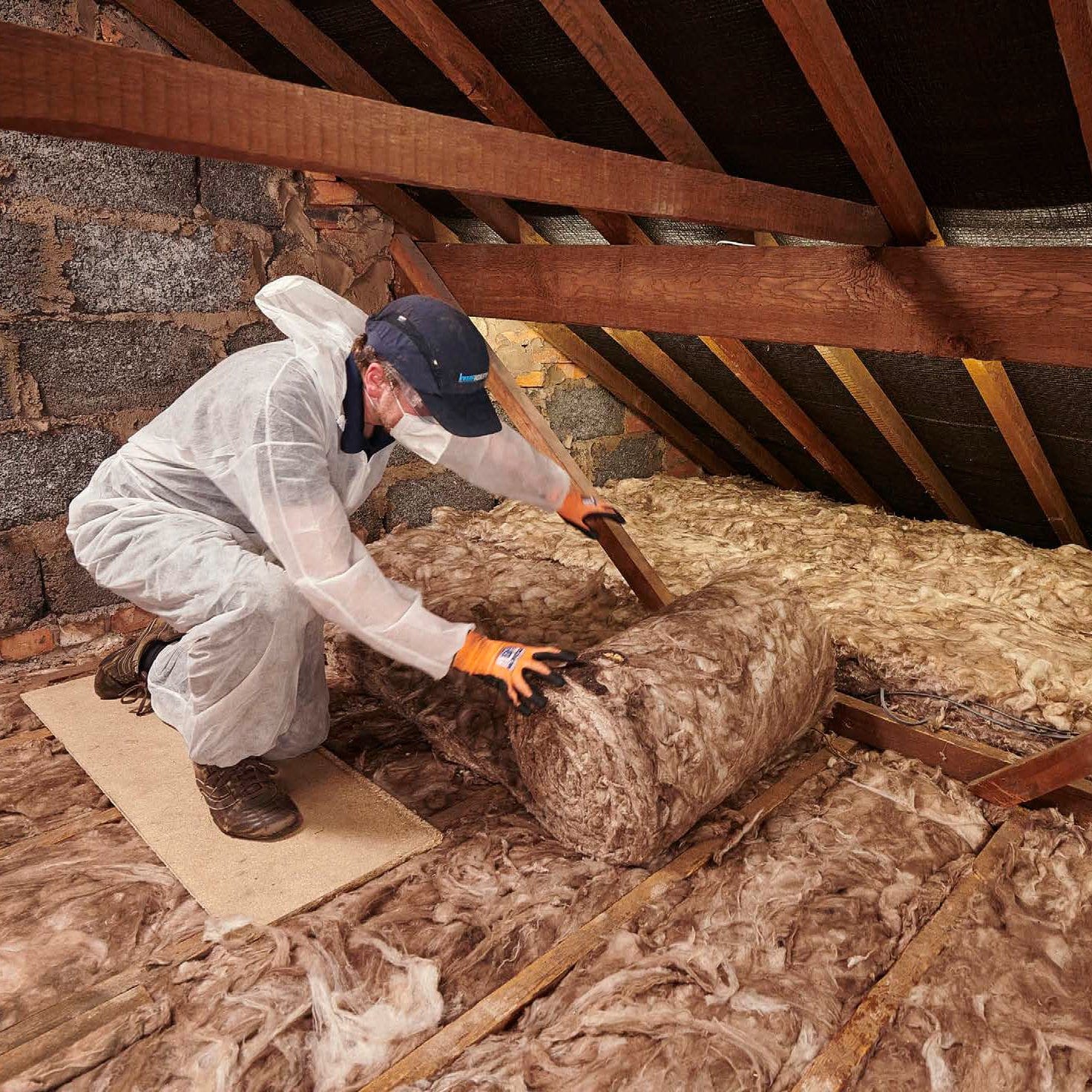 200mm Knauf Loft Roll 44 (Combi-cut) 6.00m x 1.14m (2 x 570mm / 3 x 380mm) - Image 5