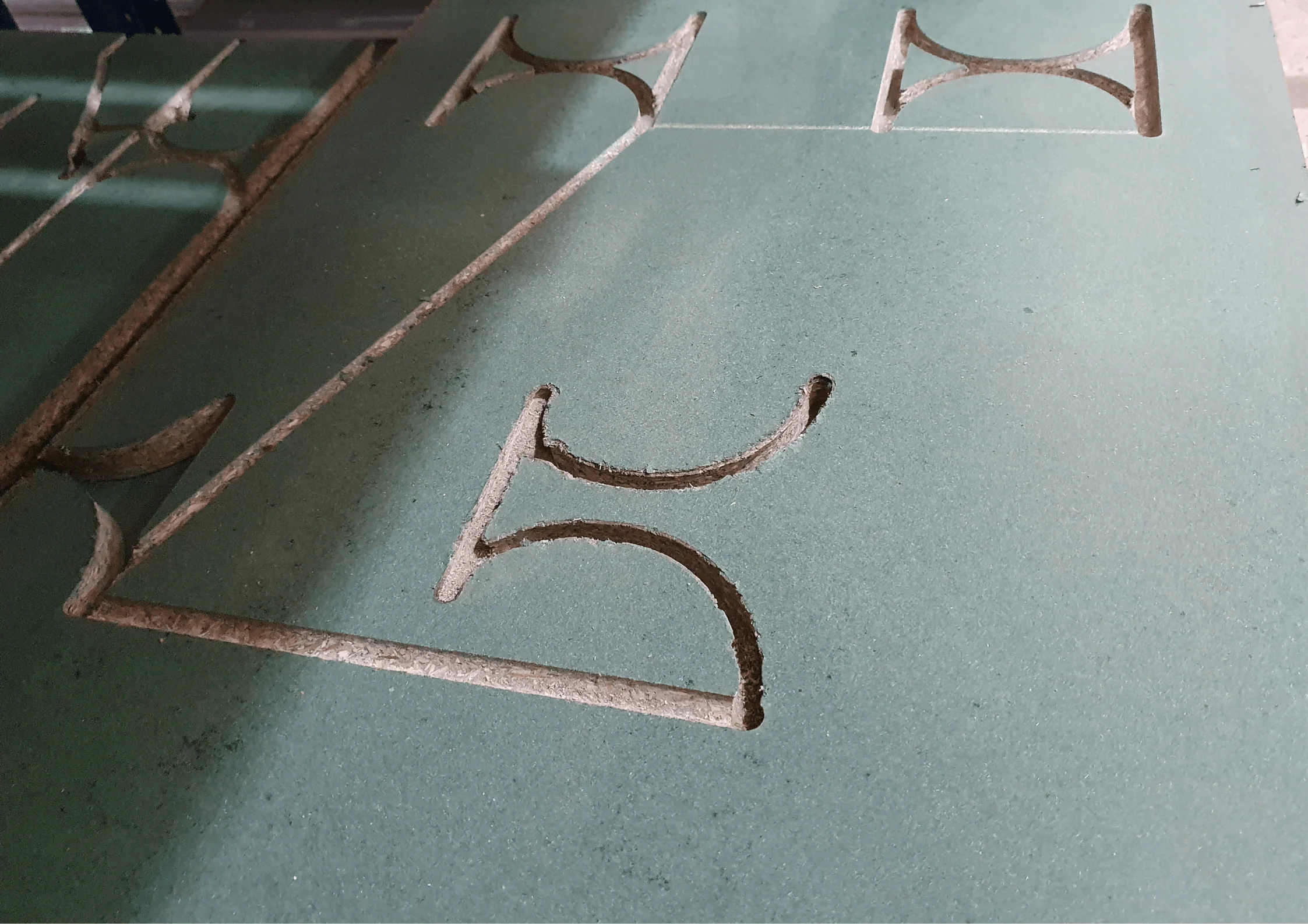 T & G CHIPBOARD FLOORING (P5) 22mm - SECONDS - Image 5
